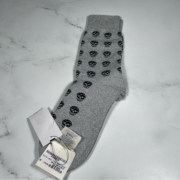 Alexander McQueen Logo Short Skull Chamber Silver Black Socks - Picture 3 of 7